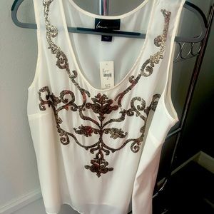 NWT White dressy tank top with bronze detail appliqué